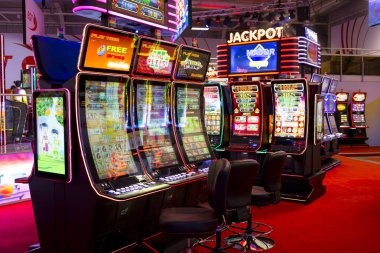 warungplay fixture calendar and odds interface for MotoGP, badminton, and football